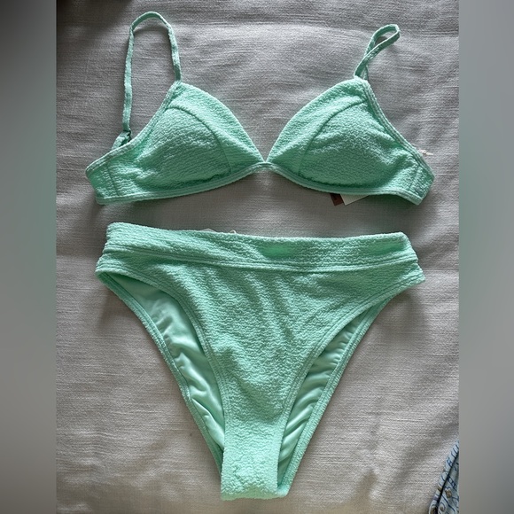 Billabong So Dazed Charlie Fixed Triangle Top + Maui Rider High-Waisted Bottoms - Picture 1 of 6